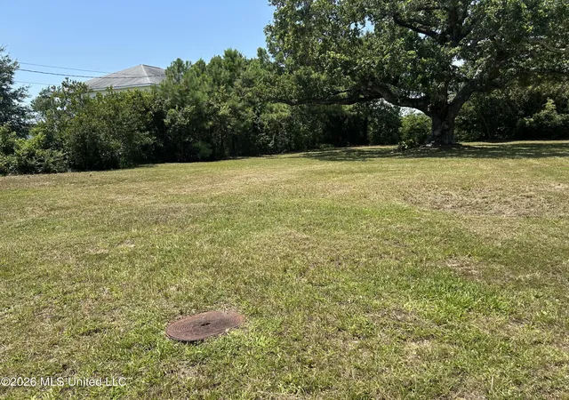 Homes for sale in Waveland, MS | 209 Hillcrest St, Waveland, MS 39576 | MLS# 4154997