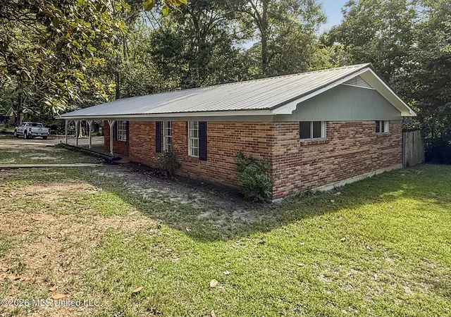 Homes for sale in Mc Comb, MS | 500 W Avenue, Mc Comb, MS 39648 | MLS# 4154638