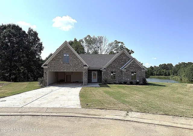 Single family home for sale at 6604 Boxley Pointe, Walls, MS 38680 | MLS# 4154553