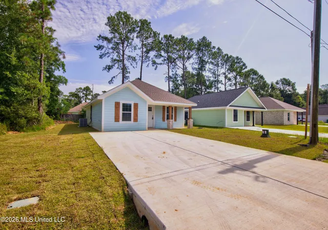 Homes for sale in Gautier, MS | 1532 Wynedote Dr, Gautier, MS 39553 | MLS# 4154567