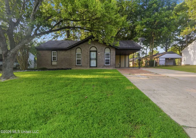 Photo 1 of Single family home for sale at 3135 Forest Glen Dr, Horn Lake, MS 38637 | MLS# 4154896 | Listing updated on 2026-08-27