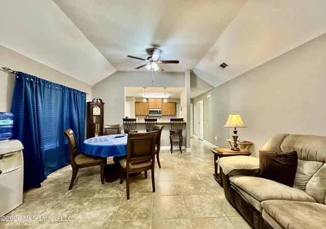 Photo 4 of Single family home for sale at 628 6th Street, Pearl River, LA 70452 | MLS# 4154575 | Listing updated on 2026-07-16