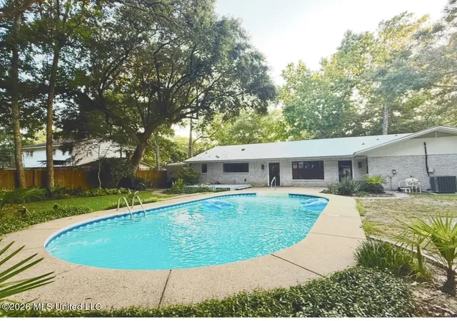 Homes for sale in Gautier, MS | 1412 Oldfield Dr, Gautier, MS 39553 | MLS# 4154589