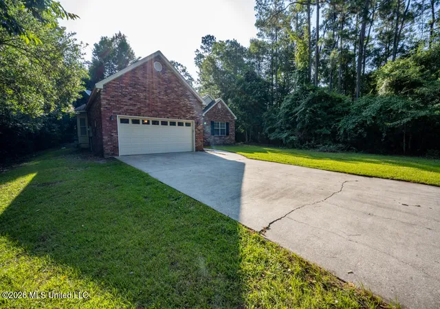 Homes for sale in Diamondhead, MS | 84112 Bayou Dr, Diamondhead, MS 39525 | MLS# 4154588