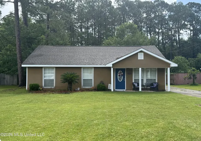 Homes for sale in Long Beach, MS | 126 N Seashore Ave, Long Beach, MS 39560 | MLS# 4154832