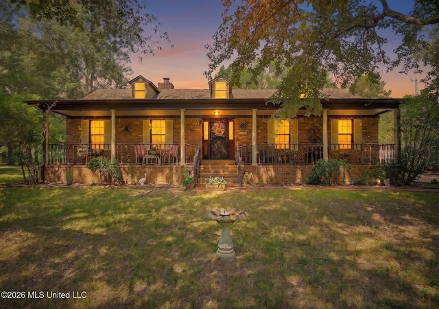 1st image of 7695 Hummingbird Dr, Olive Branch, MS 38654 | MLS# 4154623