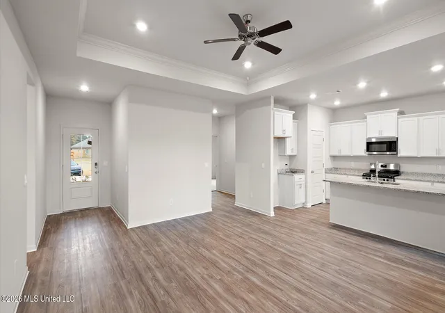 Photo 4 of Single family home for sale at 108 Saratoga Springs Ave, Clinton, MS 39056 | MLS# 4154609 | Listing updated on 2026-10-01