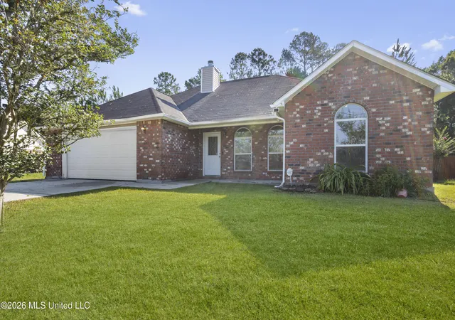 Homes for sale in Gautier, MS | 8025 Longwood Dr, Gautier, MS 39553 | MLS# 4154625