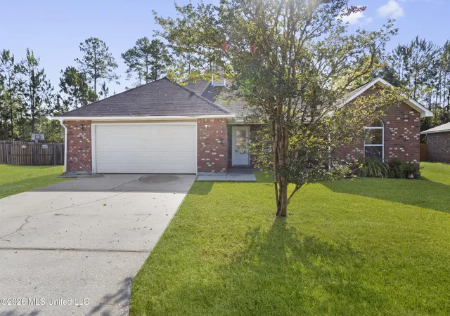 Homes for sale in Gautier, MS | 8025 Longwood Dr, Gautier, MS 39553 | MLS# 4154625