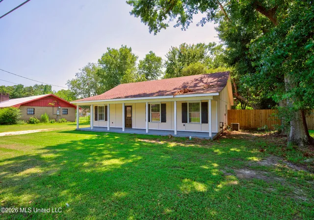 Homes for sale in Long Beach, MS | 199 Mccaughan Ave, Long Beach, MS 39560 | MLS# 4154681