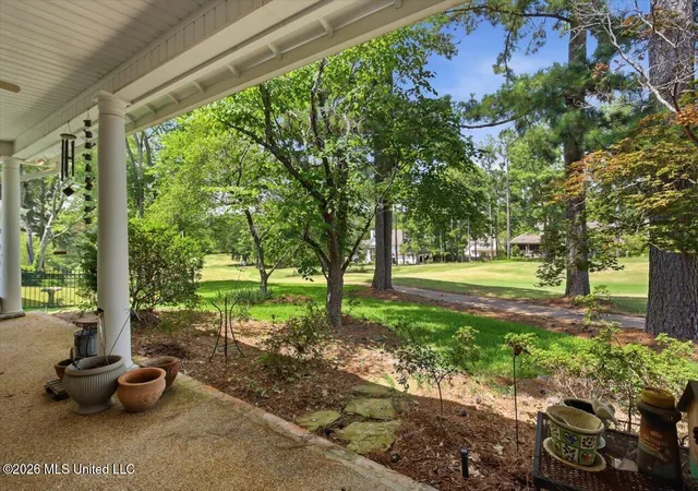 Photo 3 of Sale Pending at 108 Whisper Ridge Dr, Madison, MS 39110 | MLS# 4155840 | Listing updated on 2026-09-22