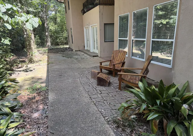 Homes for sale in Bay Saint Louis, MS | 530 N 2Nd St, Bay Saint Louis, MS 39520 | MLS# 4154771