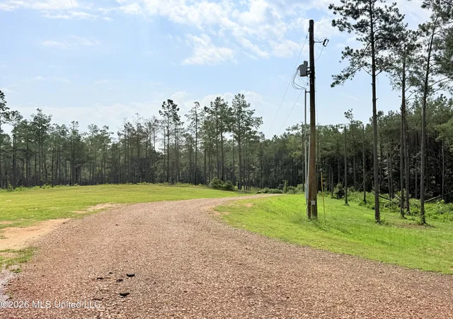 Homes for sale in Gore Springs, MS | 2495 Gore Springs Rd, Gore Springs, MS 38929 | MLS# 4154708