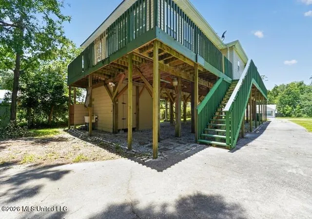 Photo 3 of Single family home for sale at 304 Vacation Ln, Waveland, MS 39576 | MLS# 4154674 | Listing updated on 2026-09-04