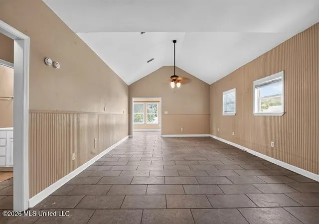 Photo 4 of Single family home for sale at 304 Vacation Ln, Waveland, MS 39576 | MLS# 4154674 | Listing updated on 2026-09-04