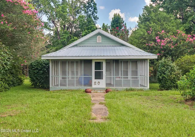 Homes for sale in Brooklyn, MS | 202 Saint John Rd, Brooklyn, MS 39425 | MLS# 4154732