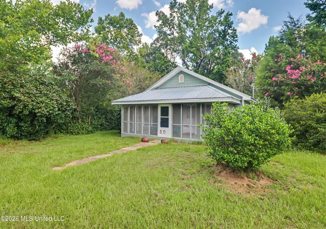 Homes for sale in Brooklyn, MS | 202 Saint John Rd, Brooklyn, MS 39425 | MLS# 4154732