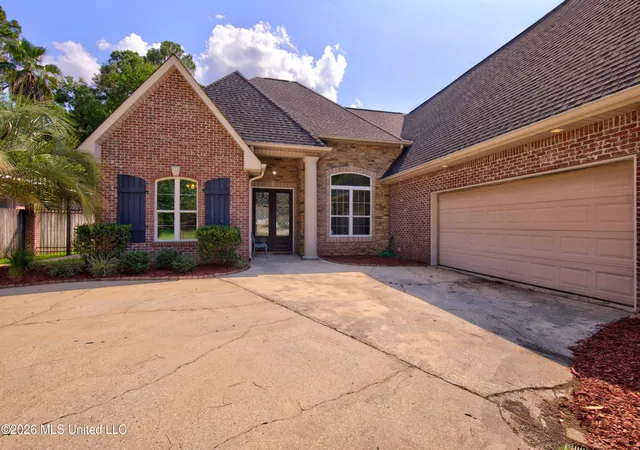 Photo 3 of Sale Pending at 6426 Kome Dr, Diamondhead, MS 39525 | MLS# 4155159 | Listing updated on 2026-09-04