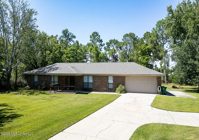 Homes for sale in Vancleave, MS | 13200 Pine Ave, Vancleave, MS 39565 | MLS# 4154689