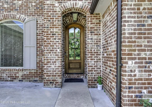 Photo 3 of Sale Pending at 115 Caledonian Blvd, Brandon, MS 39047 | MLS# 4154707 | Listing updated on 2026-09-07