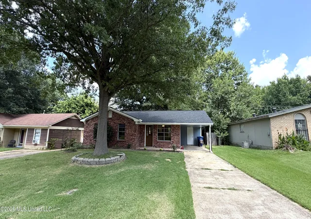 Homes for sale in Horn Lake, MS | 6670 Embassy Cir, Horn Lake, MS 38637 | MLS# 4154878