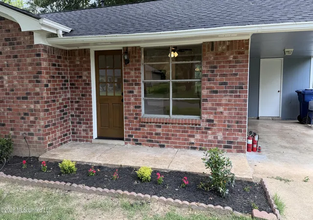 Homes for sale in Horn Lake, MS | 6670 Embassy Cir, Horn Lake, MS 38637 | MLS# 4154878