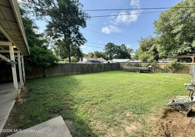 2nd image of 903 Kenwood Ln, Natchez, MS 39120 | MLS# 4154803
