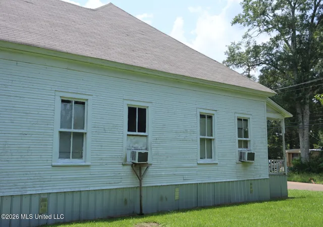 Homes for sale in Brookhaven, MS | 802 Union St, Brookhaven, MS 39601 | MLS# 4155089