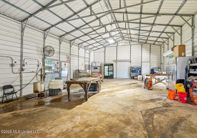Photo 4 of Multi family home for sale at 140 Sugar Crk Rd, Carriere, MS 39426 | MLS# 4154763 | Listing updated on 2026-07-10