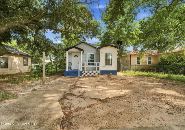 Photo 3 of Single family home for sale at 509 Roy St, Biloxi, MS 39530 | MLS# 4154758 | Listing updated on 2026-09-15
