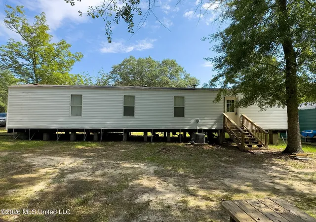 Photo 4 of Manufactured home for sale at 4 Grassy Ln, Poplarville, MS 39470 | MLS# 4154770 | Listing updated on 2026-07-05