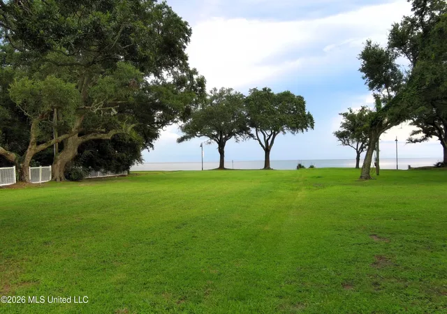 5th image of 2906 Washington Ave, Pascagoula, MS 39567 | MLS# 4154773