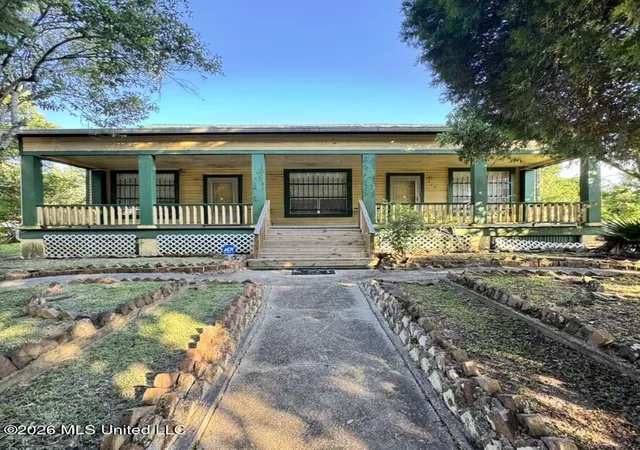 Photo 1 of Single family home for sale at 919 N Union St, Natchez, MS 39120 | MLS# 4157011 | Listing updated on 2026-08-30