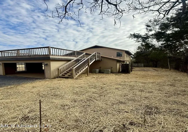 Homes for sale in Batesville, MS | 1838 Dees Rd, Batesville, MS 38606 | MLS# 4154823