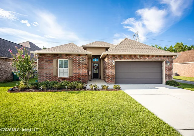 Photo 1 of Single family home for sale at 451 Palm Breeze Dr, Ocean Springs, MS 39564 | MLS# 4155316 | Listing updated on 2026-09-11