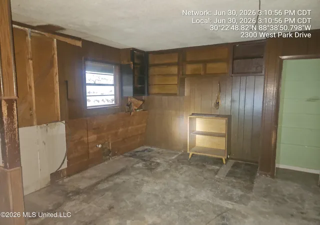 Homes for sale in Gautier, MS | 2307 W Park Dr, Gautier, MS 39553 | MLS# 4154830