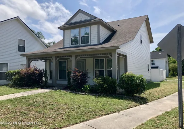 Photo 3 of Sale Pending at 441 Hope St, Biloxi, MS 39530 | MLS# 4155060 | Listing updated on 2026-09-30