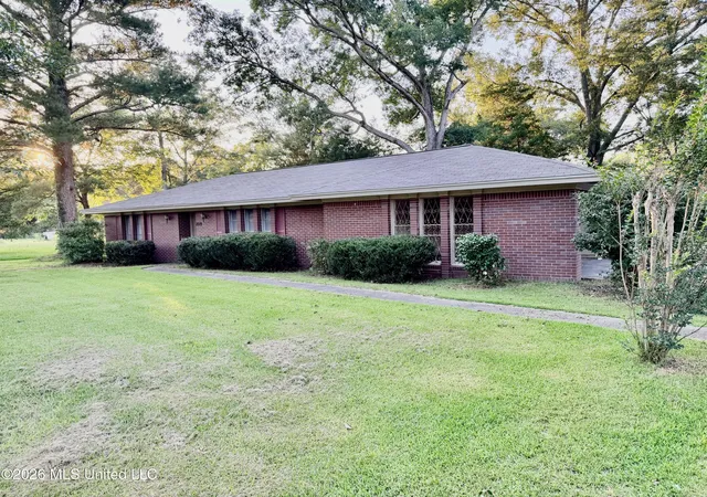 Homes for sale in Taylorsville, MS | 209 Swor St, Taylorsville, MS 39168 | MLS# 4154879