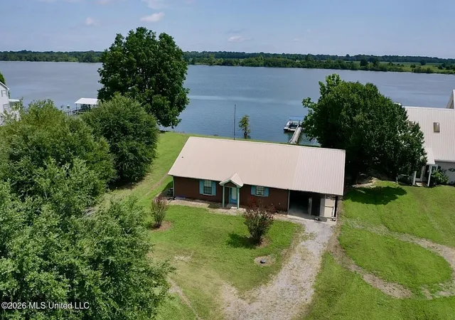 Homes for sale in Vicksburg, MS | 3568 Eagle Lake Shore Rd, Vicksburg, MS 39183 | MLS# 4154964