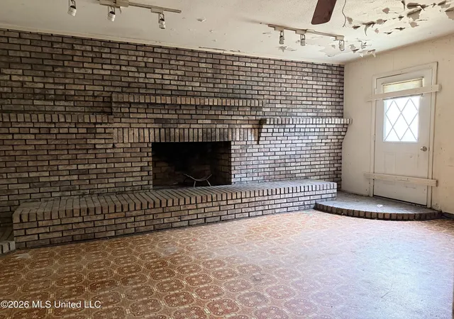 Homes for sale in Gulfport, MS | 11065 E Dogwood Dr, Gulfport, MS 39503 | MLS# 4154887