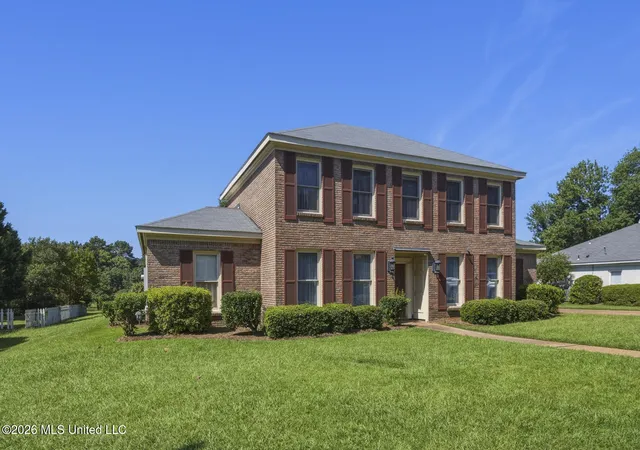 Photo 2 of Single family home for sale at 1025 Northpointe Dr, Jackson, MS 39211 | MLS# 4155651 | Listing updated on 2026-09-14