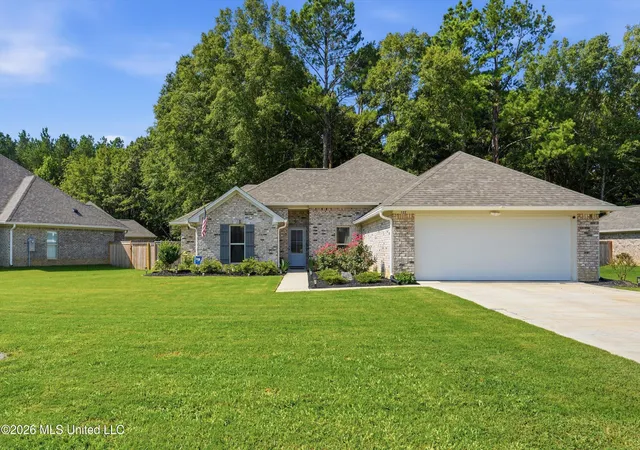 1st image of 122 Jasmine Cove Dr, Brandon, MS 39042 | MLS# 4155488