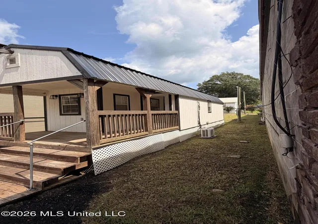 Homes for sale in Meadville, MS | 107 Main St, Meadville, MS 39653 | MLS# 4154918