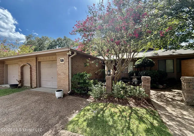 Photo 3 of Single family home for sale at 59 Shore Dr, Clinton, MS 39056 | MLS# 4158885 | Listing updated on 2026-08-27