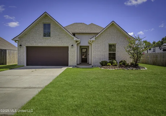 Homes for sale in Long Beach, MS | 1032 Castine Pointe Blvd, Long Beach, MS 39560 | MLS# 4155137