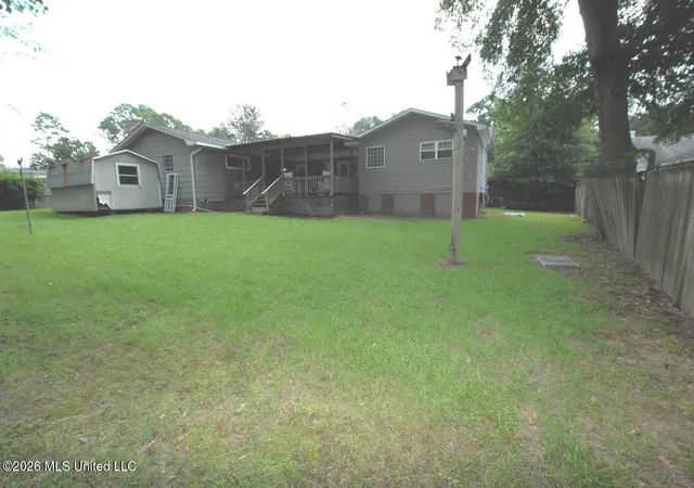 3rd image of 1211 Carter Dr, Hattiesburg, MS 39402 | MLS# 4154939