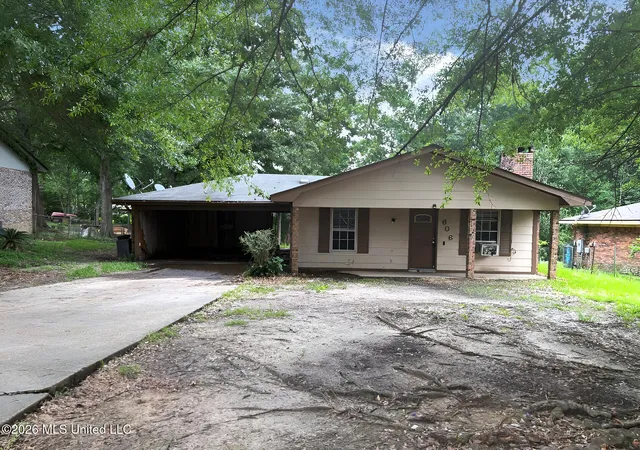 Homes for sale in Hattiesburg, MS | 606 Hacienda Ave, Hattiesburg, MS 39402 | MLS# 4154958