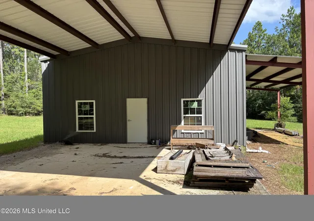 Homes for sale in Lumberton, MS | 202 Smith Rd, Lumberton, MS 39455 | MLS# 4155051