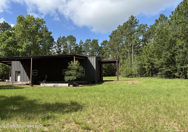 Homes for sale in Lumberton, MS | 202 Smith Rd, Lumberton, MS 39455 | MLS# 4155051