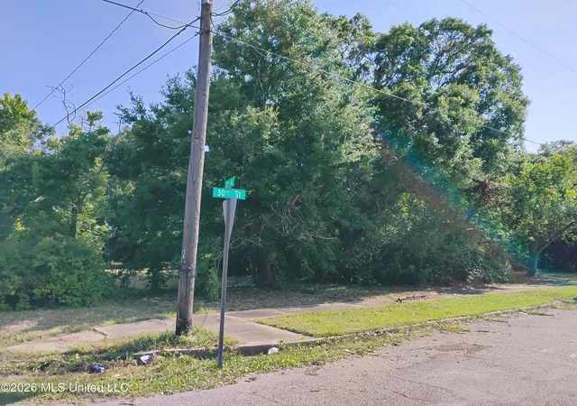 Photo 2 of Land for sale at 2001 30th Street, Gulfport, MS 39501 | MLS# 4154965 | Listing updated on 2026-07-15